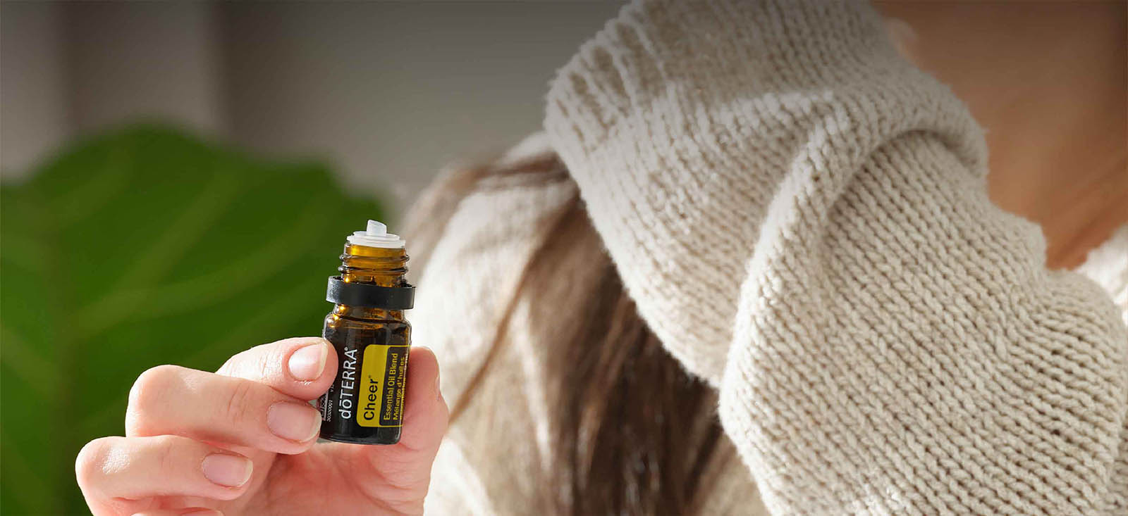 doTERRA Cheer Essential Oil Header Desktop