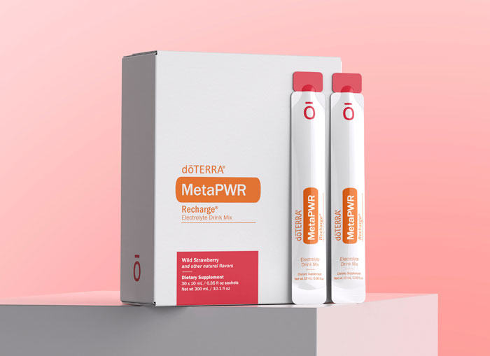 MetaPWR recharge strawberry