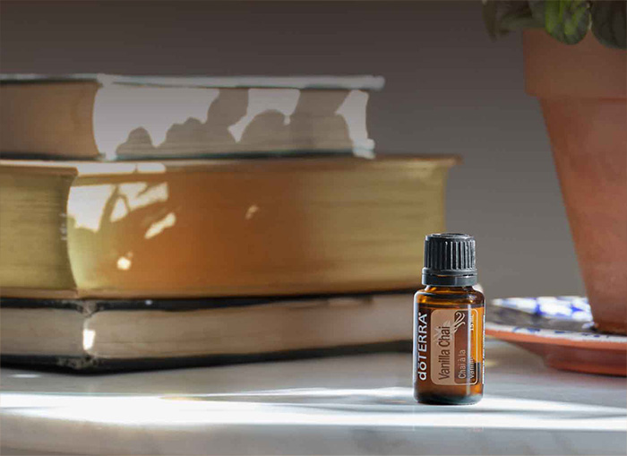 Vanilla Chai Oil Header Mobile