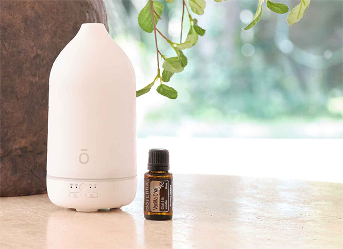 Vanilla Chai Blend with Laluz Diffuser Uses Mobile