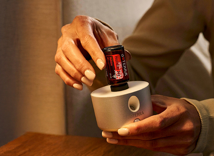 Lumist Silver Diffuser and Holiday Joy
